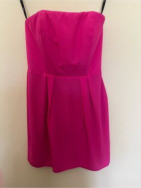 naven hot pink dress | Dresses | Tube Top Size Medium refined elegance